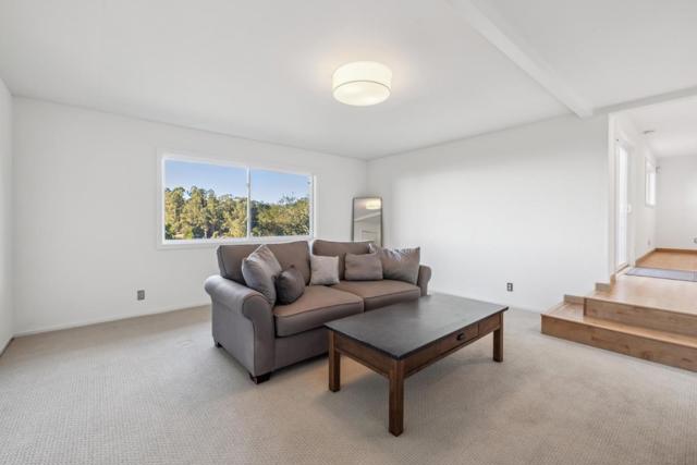 58 Villanova Drive, Oakland CA: https://media.crmls.org/mediaz/5ad05604-abb6-4893-a233-a665998fd94e.jpg