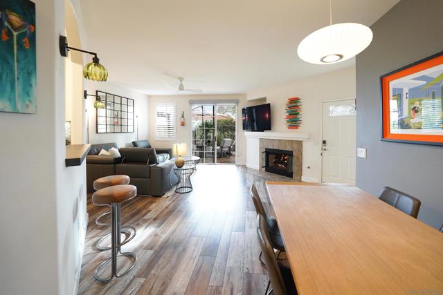 12083 Tivoli Park Row, San Diego CA: https://media.crmls.org/mediaz/5ad0a79d-8f31-4897-8166-ddfa1945783f.jpg