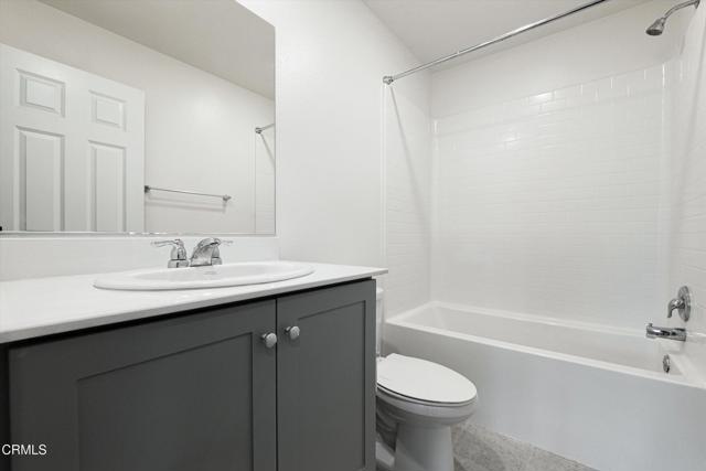 Detail Gallery Image 23 of 25 For 569 Grapefruit Ln, Fillmore,  CA 93015 - 4 Beds | 2/2 Baths