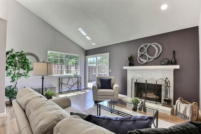 1165 Camano Court, San Jose CA: https://media.crmls.org/mediaz/5ad1e80d-c071-4e34-900e-6baa493d3814.jpg