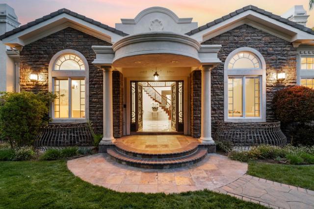 12690 Dianne Drive, Los Altos Hills CA: https://media.crmls.org/mediaz/5ad28453-b621-48ad-b3f9-a93a13ca3ebd.jpg