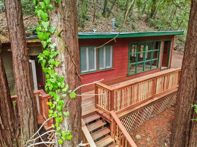 1741 Gold Gulch Road, Felton CA: https://media.crmls.org/mediaz/5ad317cd-c7cc-4c60-b676-008b4f8826e0.jpg
