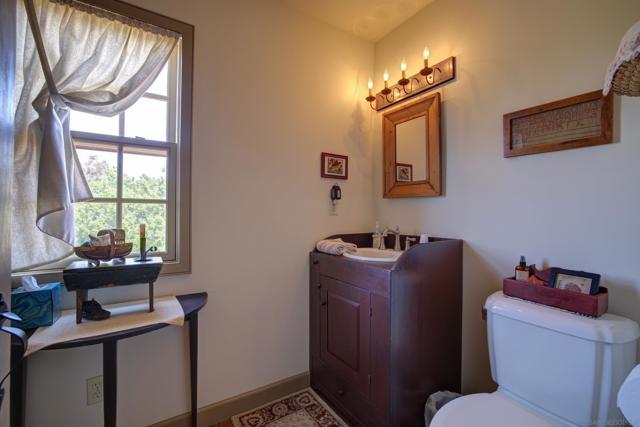 17743 S Mesa Drive, Pauma Valley CA: https://media.crmls.org/mediaz/5ad4e85f-bf2f-437b-8d0a-cdd28be3b915.jpg