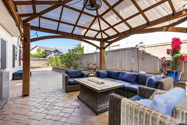 Detail Gallery Image 26 of 41 For 2268 Poppy Hills Dr, Chula Vista,  CA 91915 - 3 Beds | 2/1 Baths