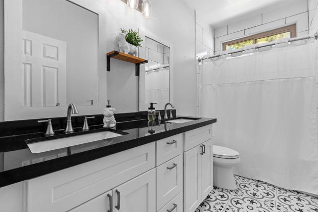 Image 27 of 51 For 23553 Daylight Place