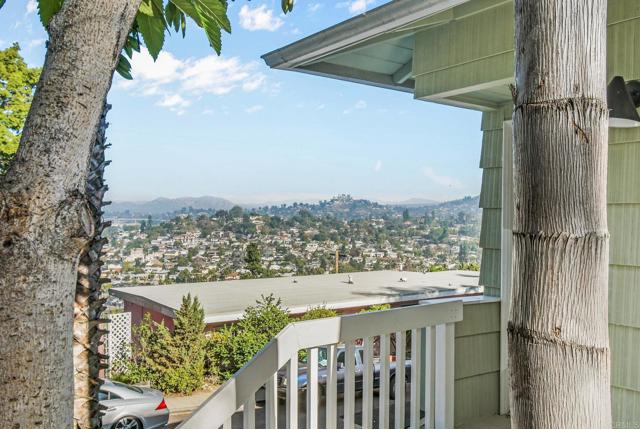 Detail Gallery Image 30 of 71 For 4444 Beverly Dr, La Mesa,  CA 91941 - 4 Beds | 3 Baths