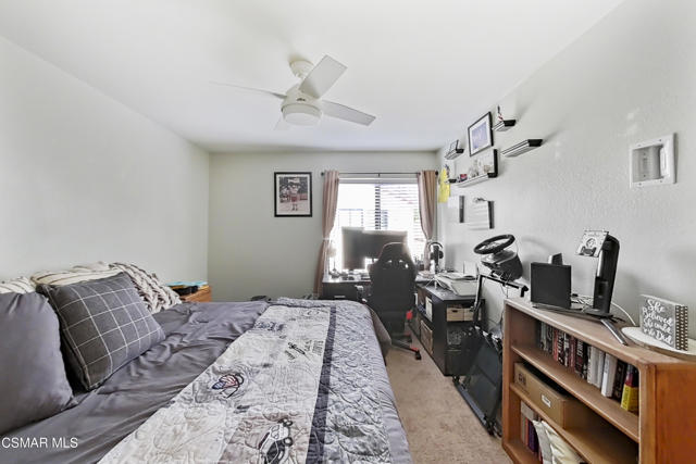 2228 Oak Haven Avenue, Simi Valley CA: https://media.crmls.org/mediaz/5ad6a7ff-b446-483a-a5fc-8010f77d46a1.jpg