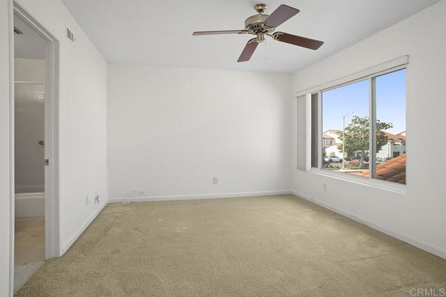 Image 24 of 32 For 921 Fuchsia Lane