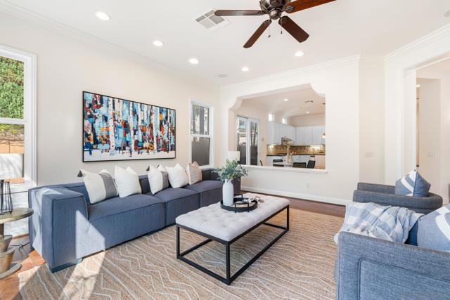 10616 Gingerwood Cove, San Diego CA: https://media.crmls.org/mediaz/5ad7490e-9fbe-440a-ae6e-b010574e2d56.jpg
