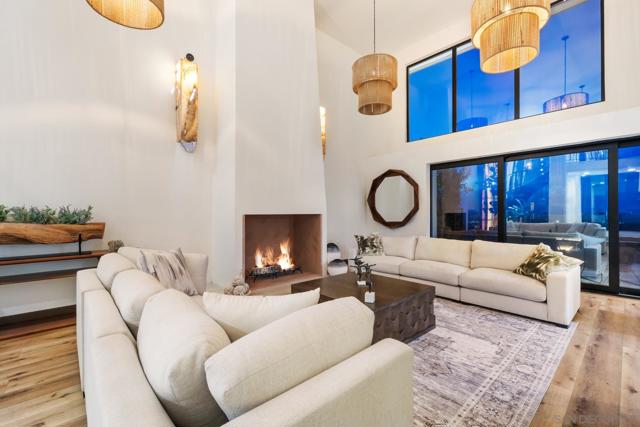 6675 Caminito Lindrick, La Jolla CA: https://media.crmls.org/mediaz/5ad7b702-ed44-40d9-bd98-a7c1192b95f0.jpg