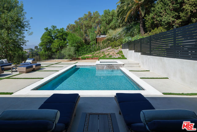 3 Bed Home for Sale in Los Angeles, California