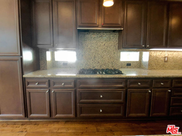 18944 Northern Dancer Lane, Yorba Linda CA: https://media.crmls.org/mediaz/5ad835c7-7f8e-413a-a8ff-9604726c6b41.jpg