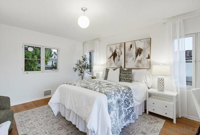 2854 Albatross Street, San Diego CA: https://media.crmls.org/mediaz/5ad864b5-3f7c-4969-ad55-707c1f091f34.jpg