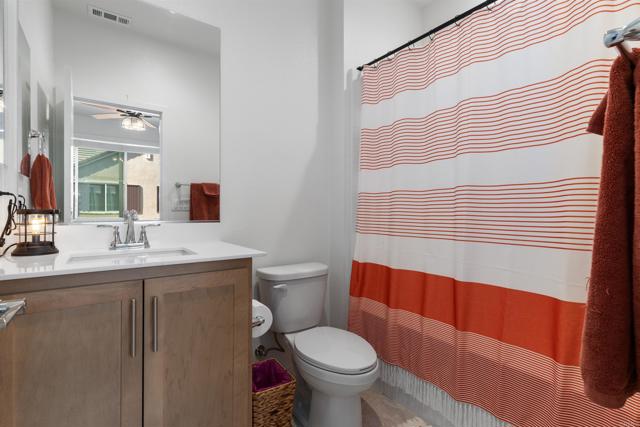 Image 14 of 31 For 39381 Corvina Lane