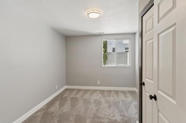 2521 Grande Vista Avenue, Oakland CA: https://media.crmls.org/mediaz/5ada0c9c-8c28-4500-bfc8-0c162dc8154c.jpg