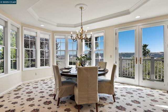 1620 Saint Francis Ct, Benicia CA: https://media.crmls.org/mediaz/5adc905e-3393-4aa8-b8ca-c408aefeb4dd.jpg