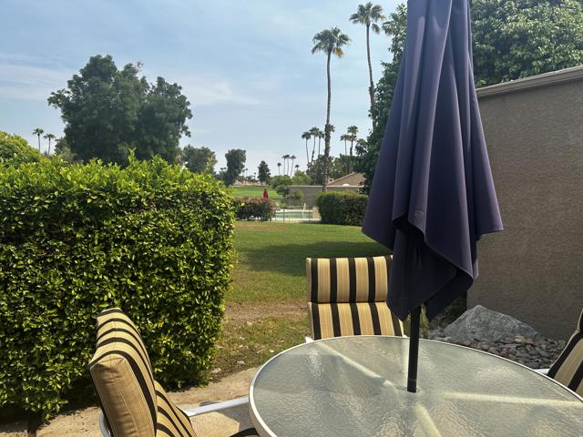547 Desert West Drive, Rancho Mirage CA: https://media.crmls.org/mediaz/5ade4e36-9207-4098-89e2-83e0209a688f.jpg