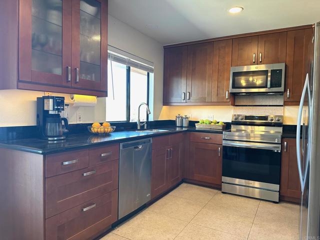 Detail Gallery Image 6 of 22 For 4253 5th Ave, San Diego,  CA 92103 - 2 Beds | 2 Baths