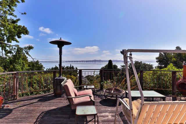 4980 Paradise Drive,  CA: https://media.crmls.org/mediaz/5adf7413-d711-4e58-b419-db6352e0b6c7.jpg