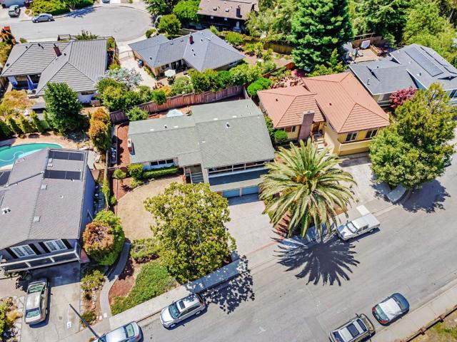 239 Segre Place, Santa Cruz CA: https://media.crmls.org/mediaz/5adf87f4-a645-4c75-a359-59ee07336ace.jpg