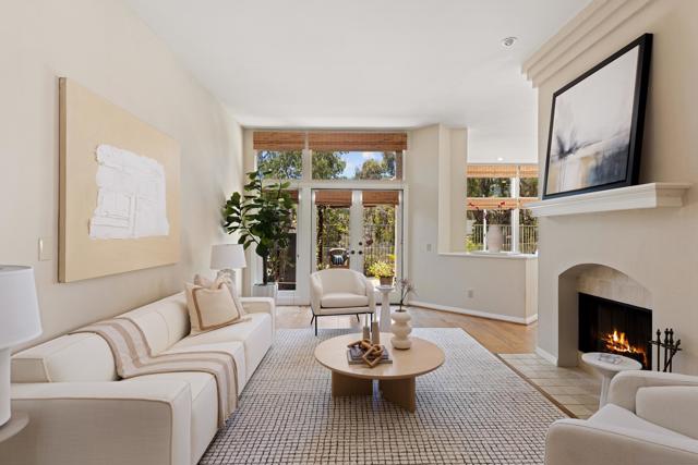 1466 Caminito Solidago, La Jolla CA: https://media.crmls.org/mediaz/5ae0a14c-877f-4dfc-90d1-a97c35ee820a.jpg