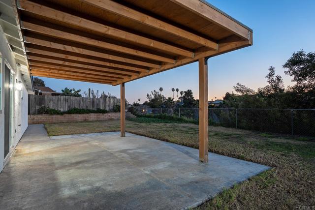 8973 CARLEY CIR, San Diego CA: https://media.crmls.org/mediaz/5ae0ab33-6239-40a9-b63f-eb8541cb9d6d.jpg