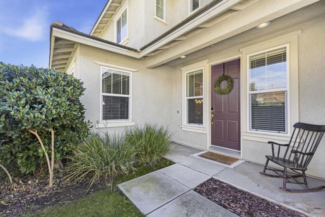 Detail Gallery Image 3 of 64 For 3031 Finley Pl, Escondido,  CA 92027 - 4 Beds | 3 Baths