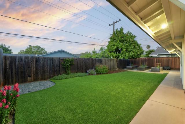 945 Lantana Drive, Sunnyvale CA: https://media.crmls.org/mediaz/5ae365d3-e819-4f7c-81b8-959a55b2faf1.jpg
