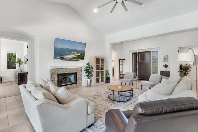 Image 10 of 36 For 81805 Four Seasons Place