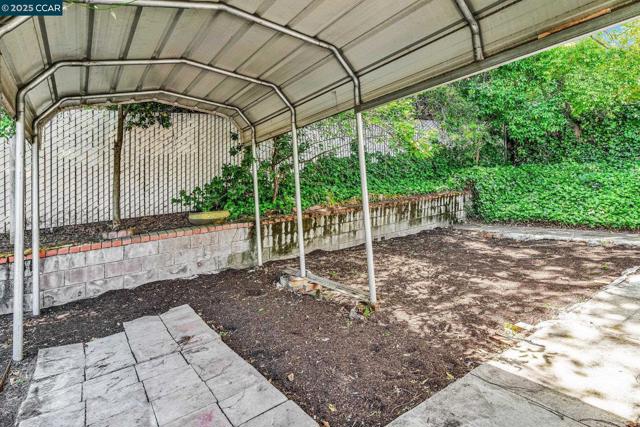280 Sierra Dr, Walnut Creek CA: https://media.crmls.org/mediaz/5ae3fd15-a670-44d9-a8f3-39e7ec14bbcc.jpg