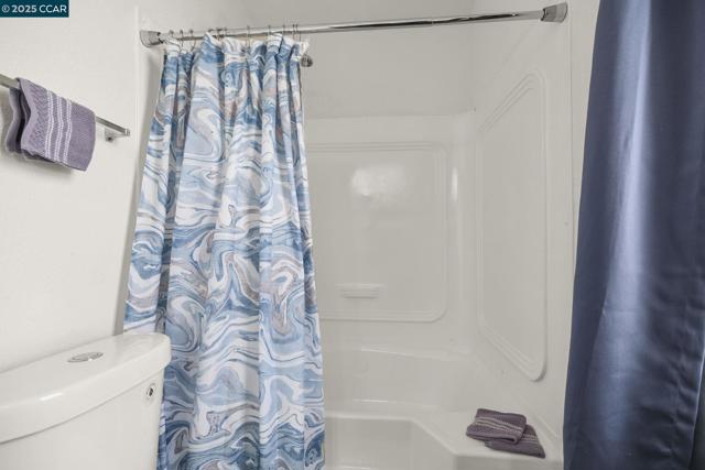 55 Pacifica Ave, Bay Point CA: https://media.crmls.org/mediaz/5ae4eb4a-ae10-4652-8a3a-3d306c6940cd.jpg