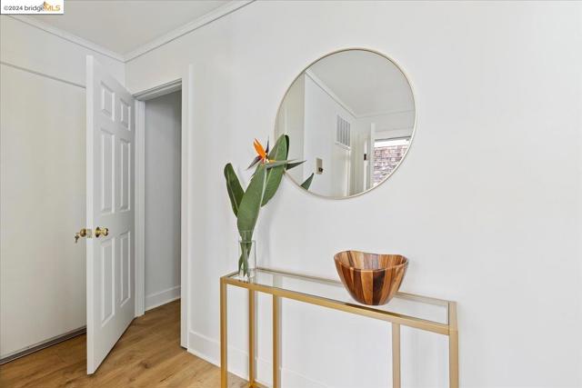 Image 4 of 32 For 4493 Montgomery St  6