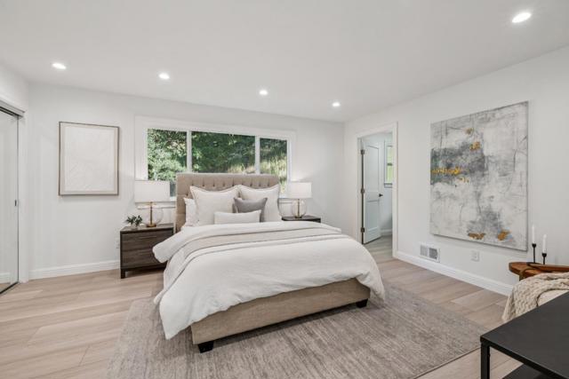 1315 Black Mountain Road, Hillsborough CA: https://media.crmls.org/mediaz/5ae6f137-01c9-474b-9e93-60d78bf21527.jpg