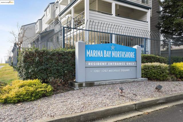 1205 Melville Sq, Richmond CA: https://media.crmls.org/mediaz/5ae75a25-826c-4b38-a632-761abf59ac98.jpg