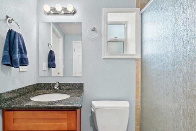 407 Seabright Avenue, Santa Cruz CA: https://media.crmls.org/mediaz/5ae838c7-6a36-426c-9f74-b4a109b326fd.jpg