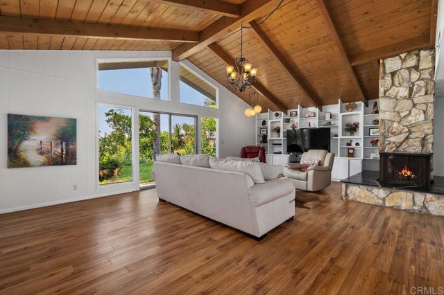 5448 Noah Way, San Diego CA: https://media.crmls.org/mediaz/5aeb9a0a-f5e9-4413-8676-fc5b8008ce1a.jpg