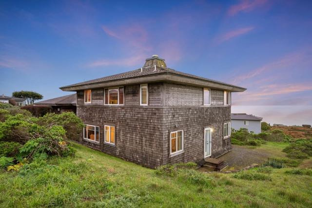 10 Maui Lane, Dillon Beach CA: https://media.crmls.org/mediaz/5aebbb63-7097-4ce2-9971-21713cc11e8e.jpg