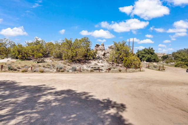 Image 52 of 58 For 44673 Holtville Avenue