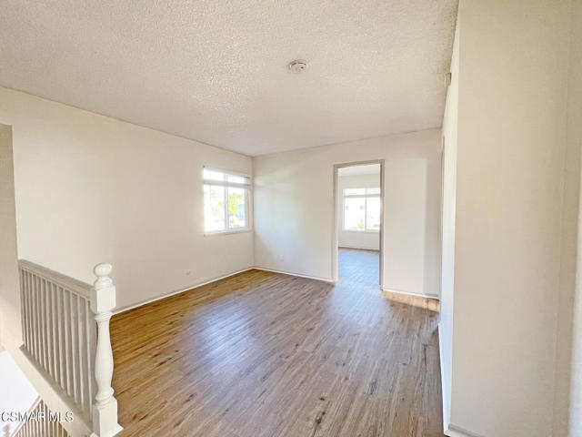 2467 Invar Court, Simi Valley CA: https://media.crmls.org/mediaz/5aec8cb7-e1ec-4dfe-9b89-a2508a12a75a.jpg