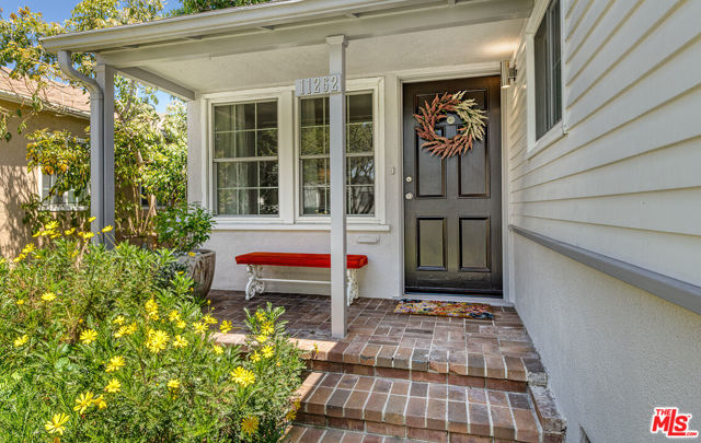 11262 Ryandale Drive photo 4