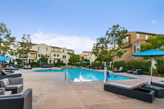 Detail Gallery Image 42 of 44 For 16094 Veridian Cir, San Diego,  CA 92127 - 3 Beds | 2/1 Baths