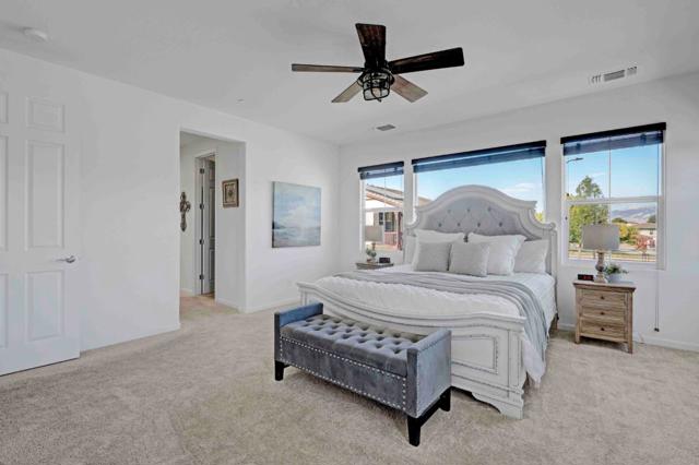 1061 Viognier Way, Gilroy CA: https://media.crmls.org/mediaz/5aed6144-61b9-4736-ad3b-a2c41a2f8c49.jpg