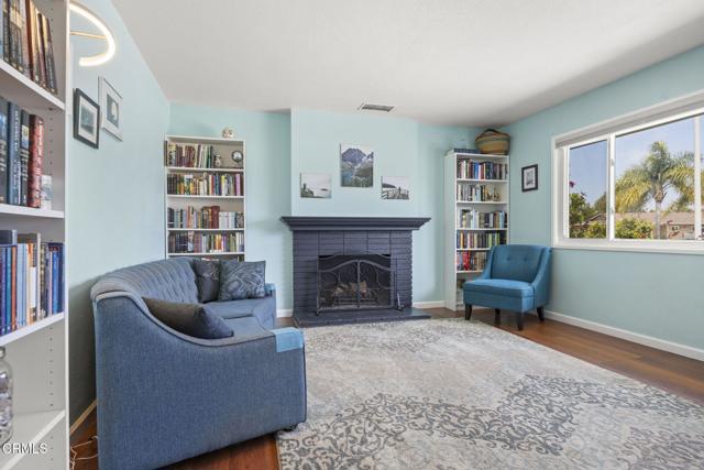 709 Walker Avenue, Camarillo CA: https://media.crmls.org/mediaz/5aee720b-a778-43f0-a017-bb16e01600b8.jpg
