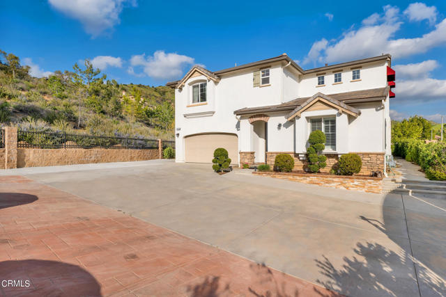 10265 Horsehaven St, Sun Valley, CA 91352