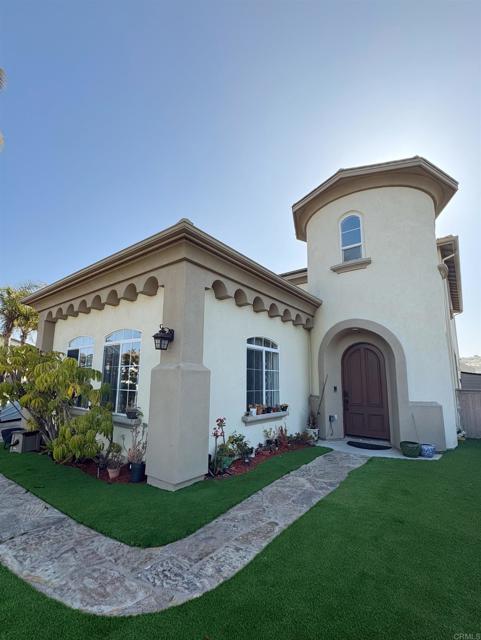 Detail Gallery Image 2 of 52 For 1498 Berry Creek Place, Chula Vista,  CA 91913 - 5 Beds | 4/1 Baths