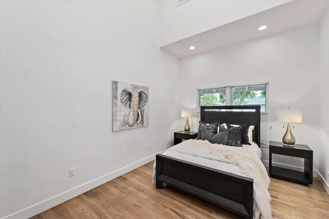 838 Cherrystone Drive, Los Gatos CA: https://media.crmls.org/mediaz/5af0afed-8271-4b57-8951-f0c276ec10a2.jpg
