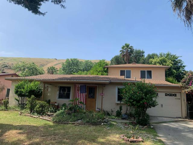 1439 Morgan Rd., San Bernardino CA: https://media.crmls.org/mediaz/5af0f411-c0d8-43b1-b1e5-133905970402.jpg