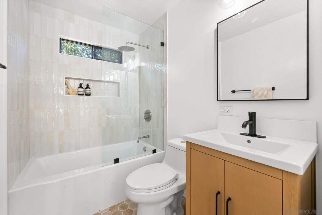 3678 Richmond - photo 15