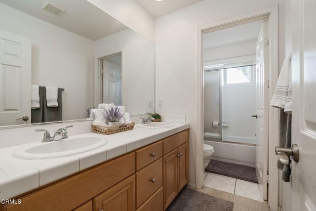 664 Corte Regalo, Camarillo CA: https://media.crmls.org/mediaz/5af1779f-2a8a-47b7-9040-2a712f6f15c9.jpg