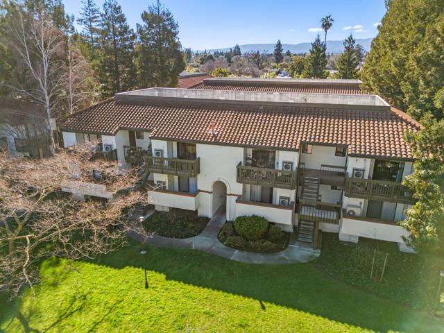 612 San Conrado Terrace, Sunnyvale CA: https://media.crmls.org/mediaz/5af26436-faa2-4195-98d4-bf611f6859b4.jpg